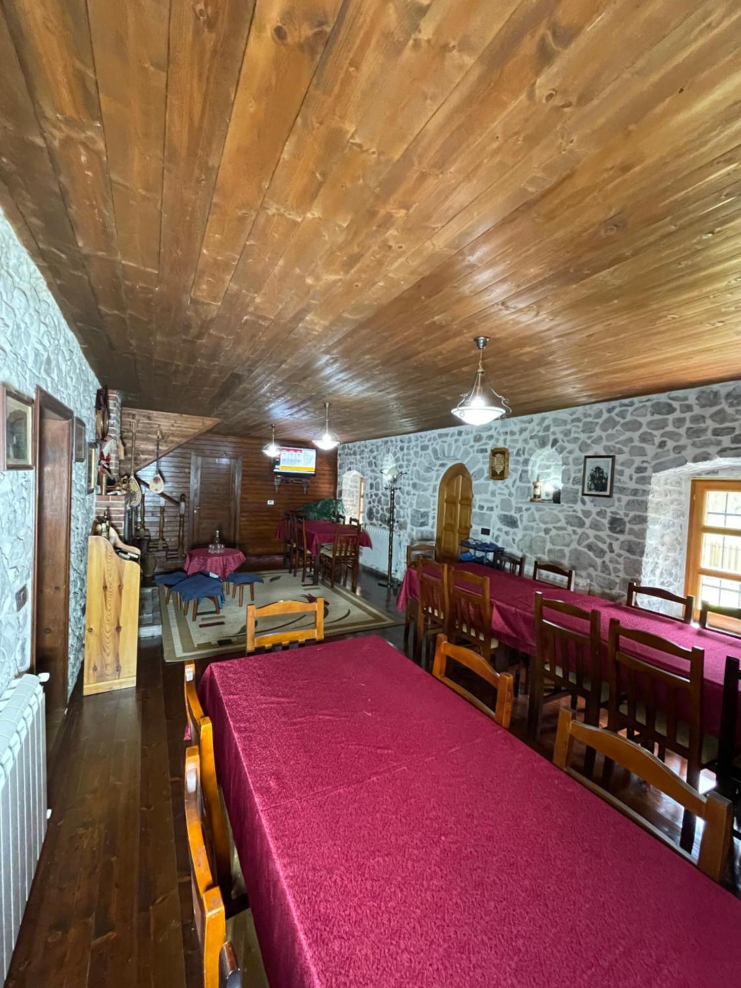 Kompleksi Zorgji Theth Buitenkant foto